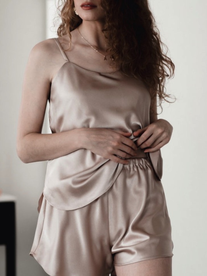 Arianna Ensemble pyjama et camisole en satin rose (café)