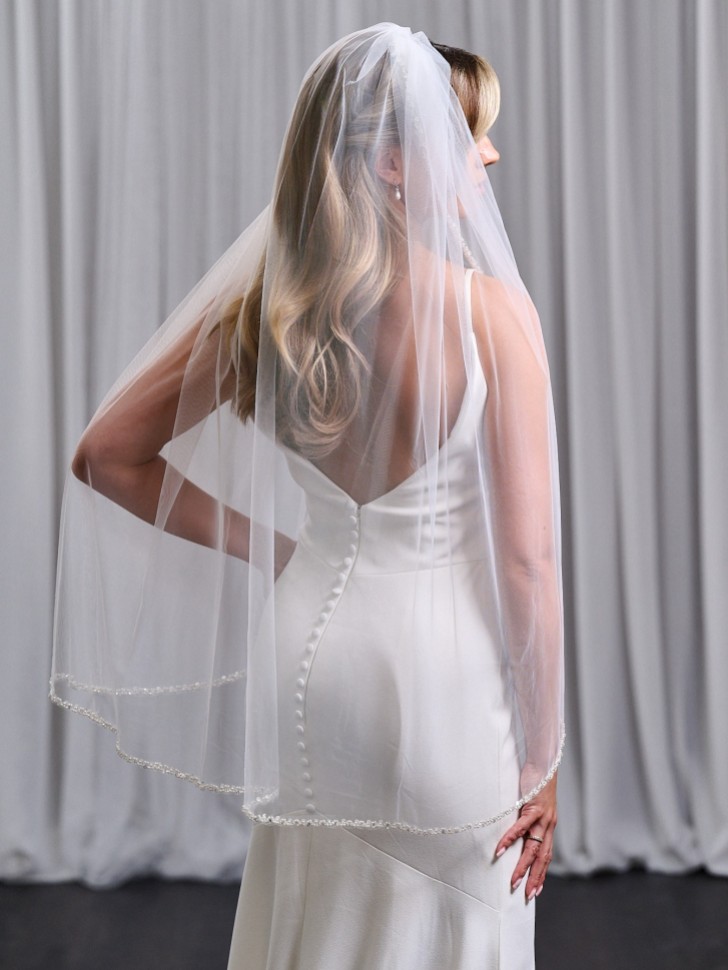 Avondale Single Tier Bridal Veil with Pearl, Bead and Crystal Edge