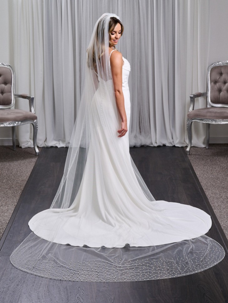 Chicago Ivory Single Tier Long Heavily Embellished Pearl Veil