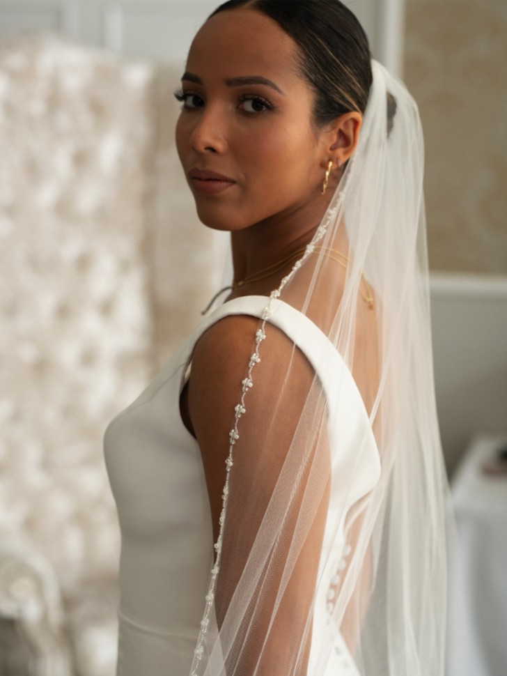 Linzi Jay Single Tier Veil with Pearl and Beaded Edge TLV8500