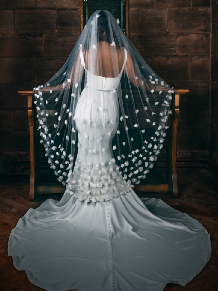 Perfect Bridal Voile de valse ivoire à un seul étage de fleurs en 3D