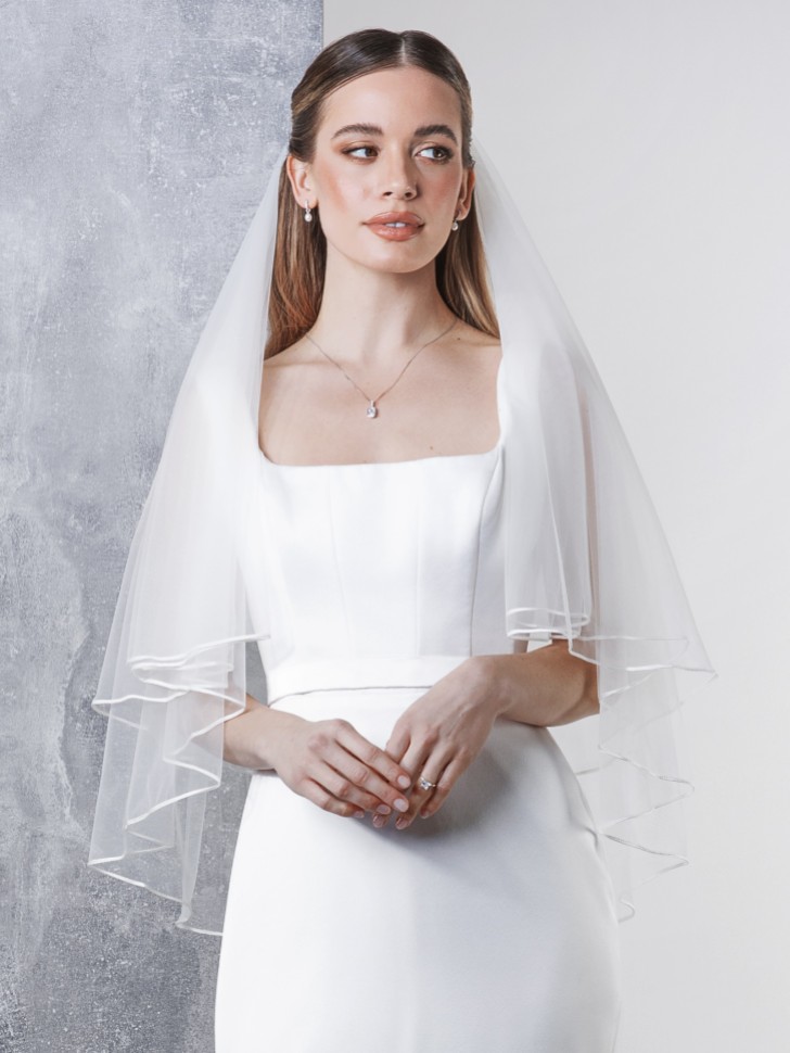 Rainbow Club Tosca Ivory Two Tier Russian Braid Edge Veil (voile russe à deux étages)