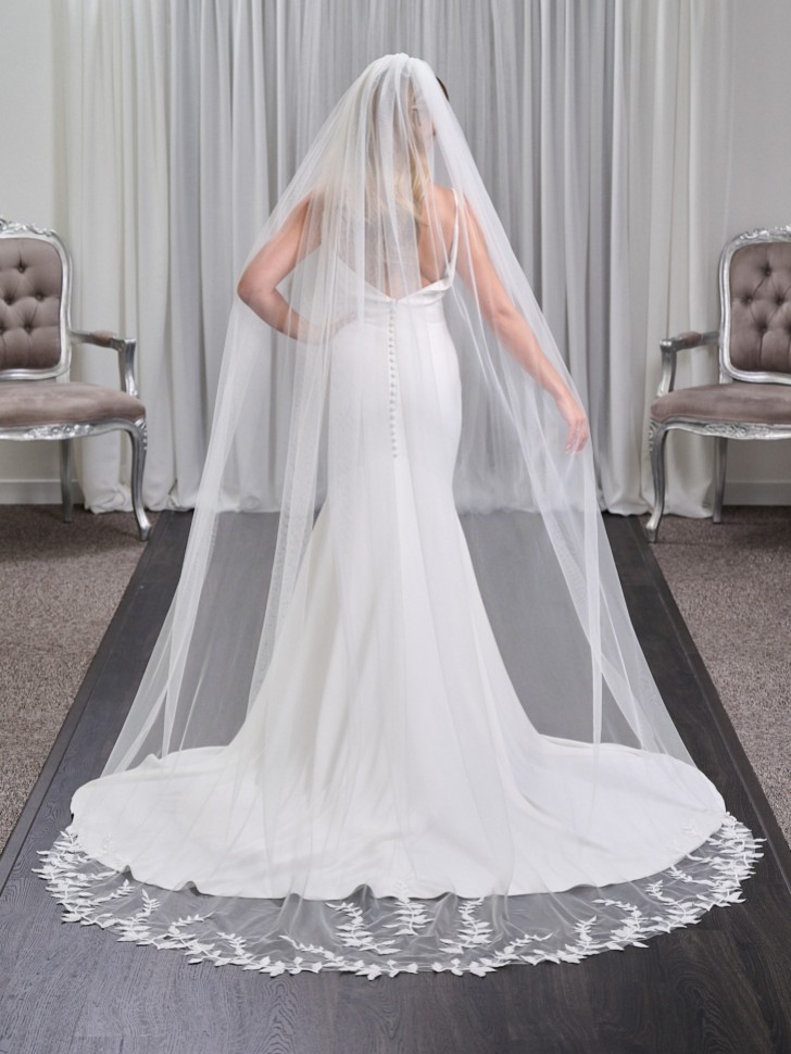 Velo da cappella Pasadena avorio a un piano con foglie di pizzo