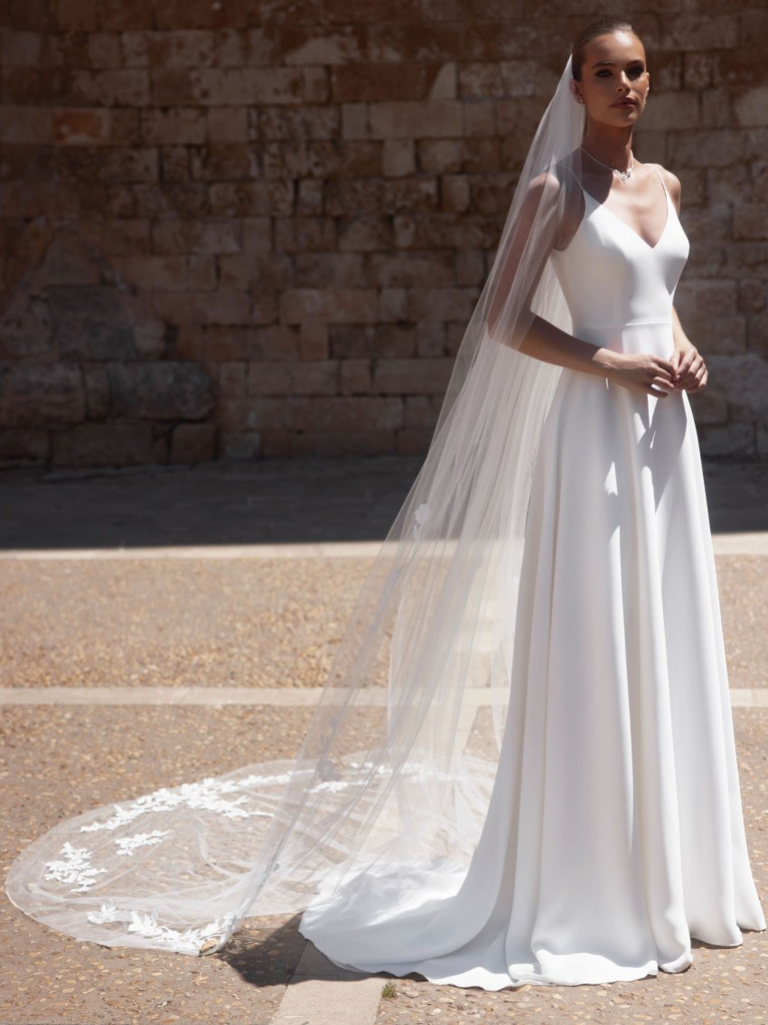 Photograph: Bianco Ivory Single Tier Cathedral Veil with Lace Appliques S519