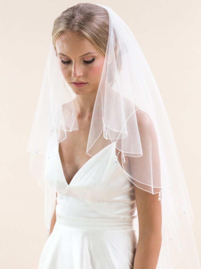 Photograph: Rainbow Club Firefly Ivory Scalloped Edge Veil with Crystal Drops