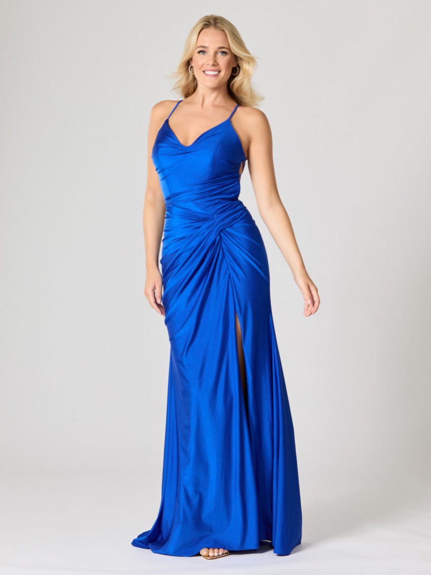 Photograph: Tiffanys Ophelia Royal Blue TFY Robe de bal de fin d'année