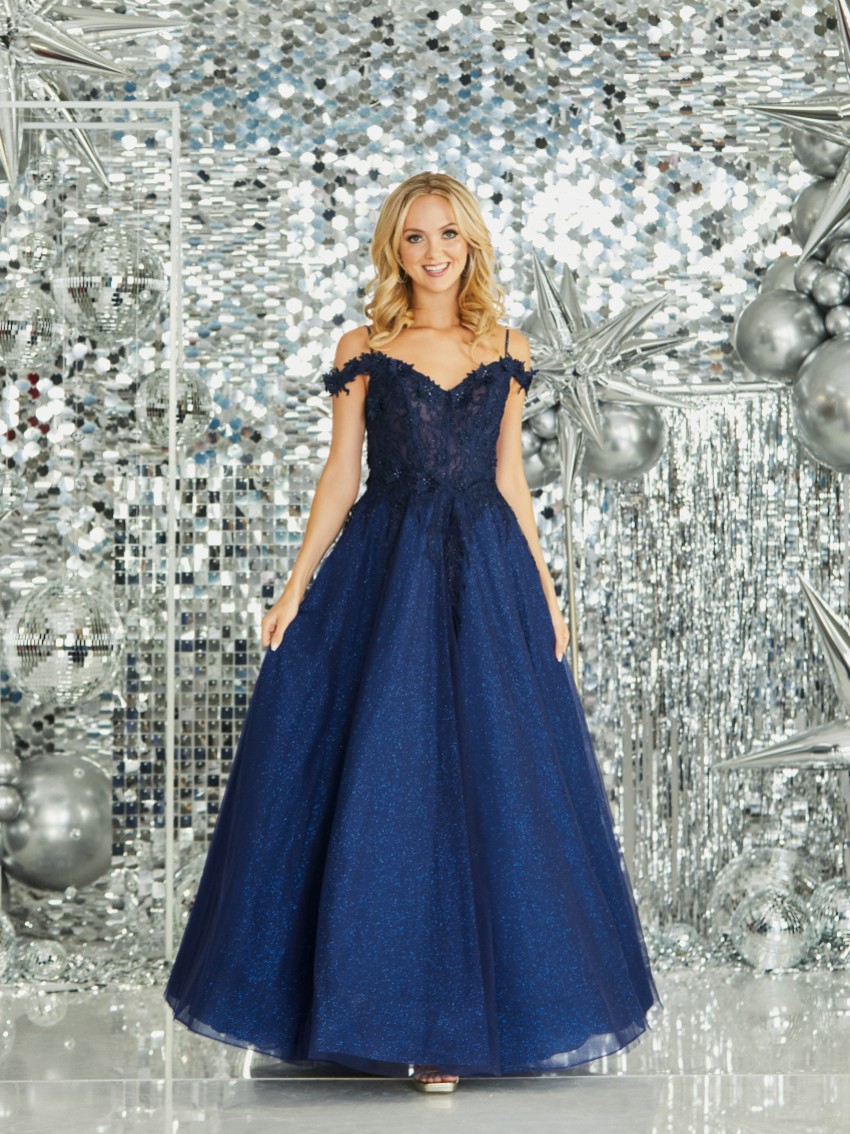 Fotografia: Tiffanys Roxy Navy Lace Off The Shoulder Sparkly Ball Gown Prom Dress