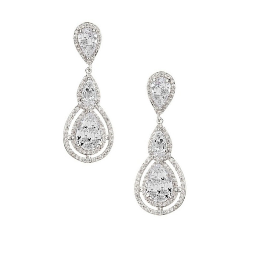 Photograph: Alessandra Vintage Inspired Crystal Chandelier Earrings
