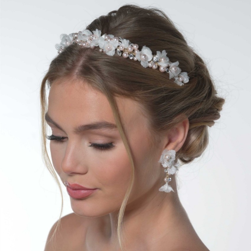 Photograph: Amaryllis Blush Pearls Floral Headband