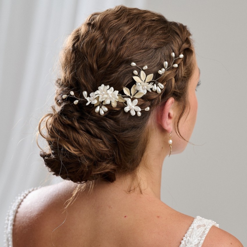 Fotograf: Arianna Magnolienblüten und Perlen Hochzeit Haar Kamm AR604