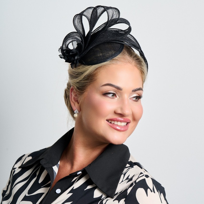 Photograph: Black Simple Side Pleat Sinamay Wedding Fascinator