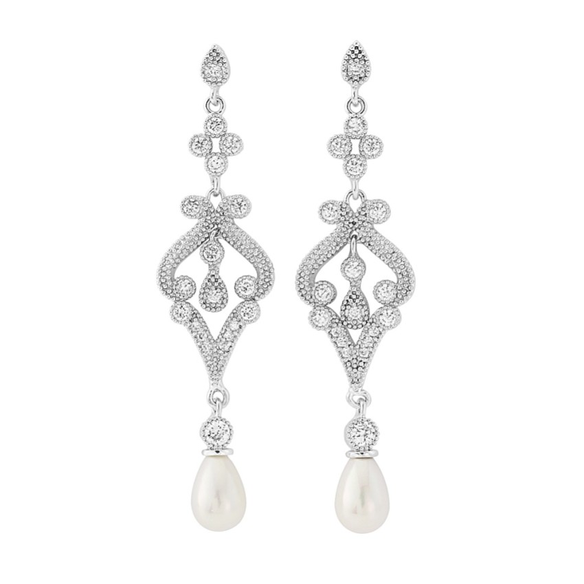 Photograph: Boucles d'oreilles mariage chandelier d'inspiration vintage (argent)