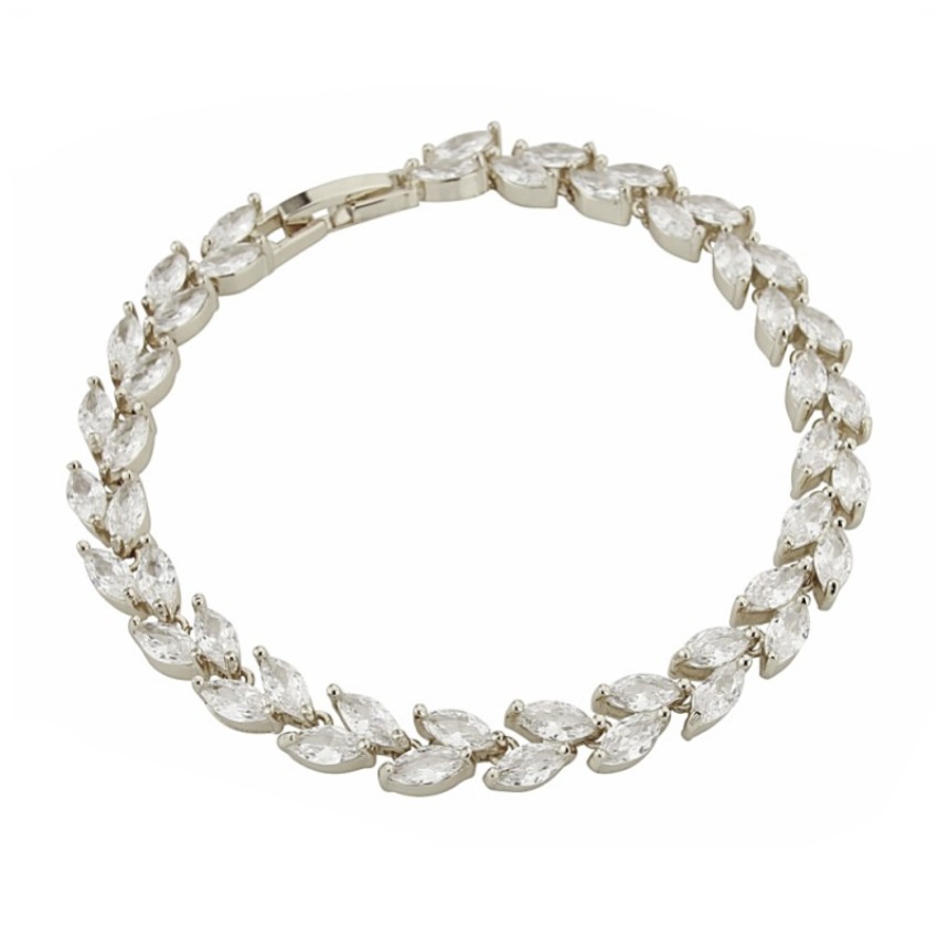 Photograph: Bracelet Amara en argent et cristal Vine of Leaves