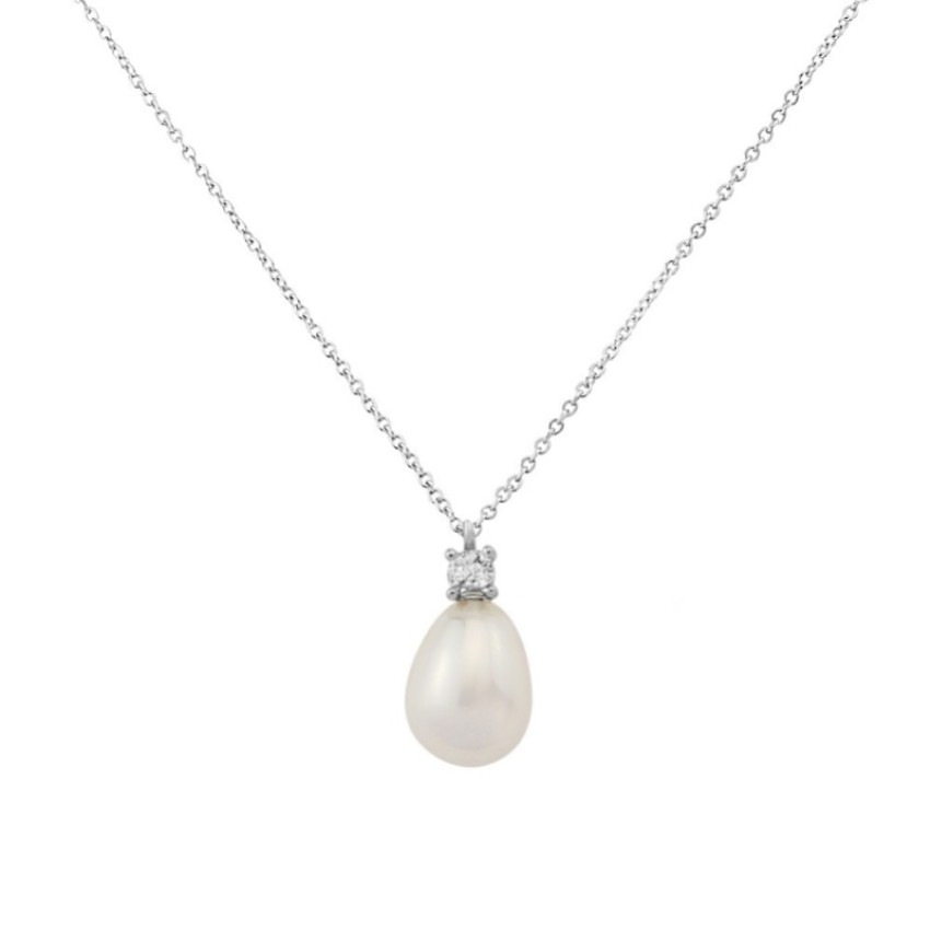 Photograph: Dolci Silver Teardrop Pearl Pendant Necklace