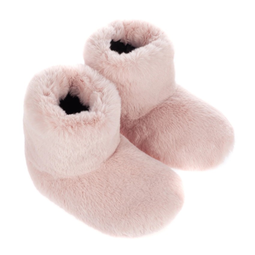 Photograph: Helen Moore Blossom Pink Faux Fux Slipper Boots