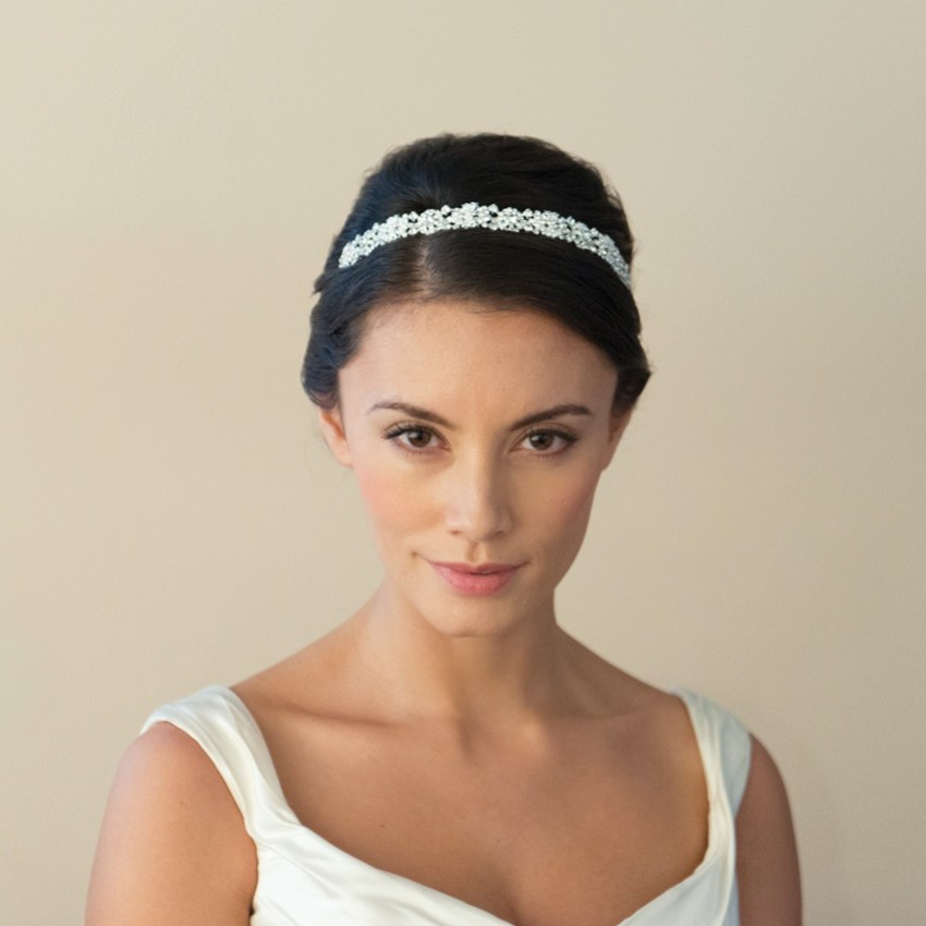 Photograph: Ivory and Co Bandeau de mariée Natalia avec ornements en cristal