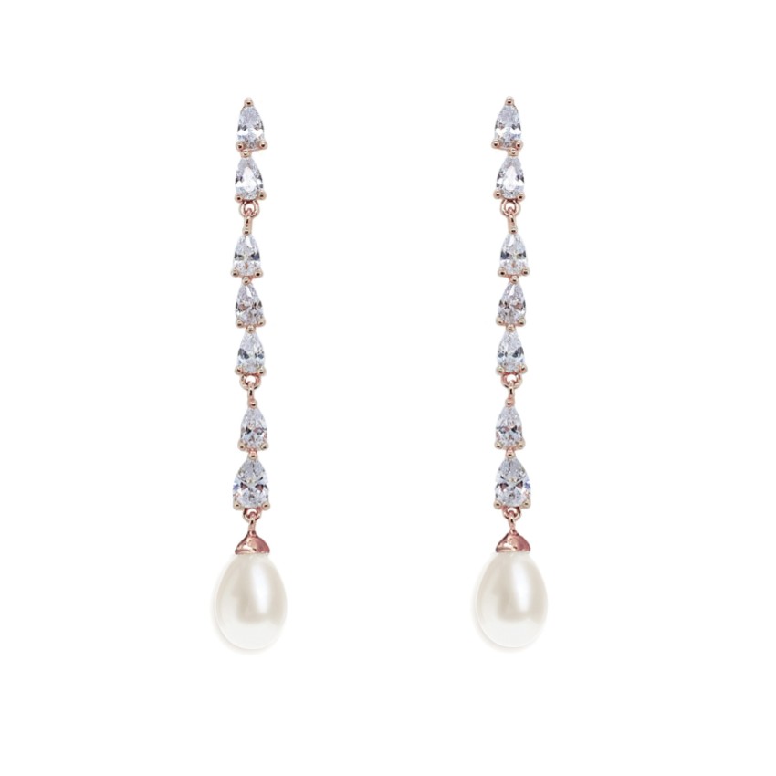 Photograph: Ivory and Co Melbourne Rose Gold Crystal Long Pearl Drop Earrings