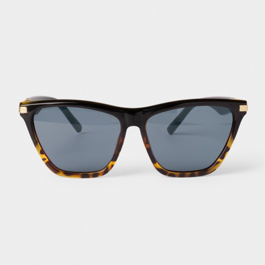 Fotografia: Katie Loxton Occhiali da sole a occhi di gatto Marbella Black Tortoiseshell