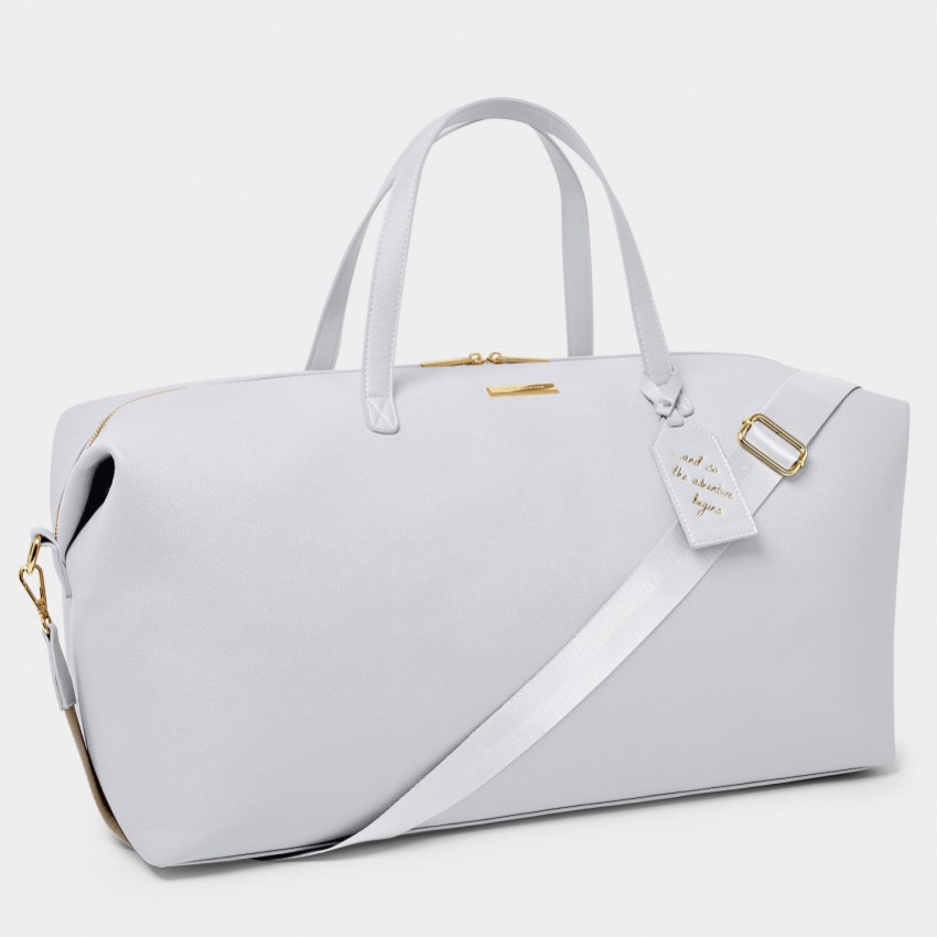 Photograph: Katie Loxton Sac de voyage bleu poudré pour le week-end