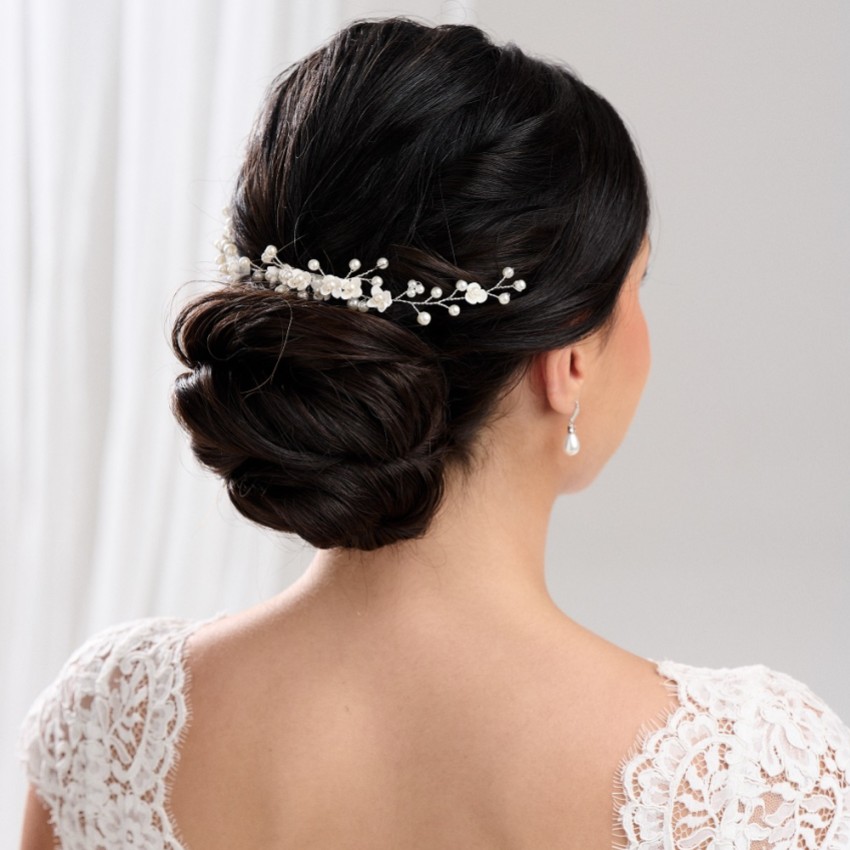 Fotograf: Konfetti-Blumen und Perlen-Haarrebe auf Kamm (Silber)