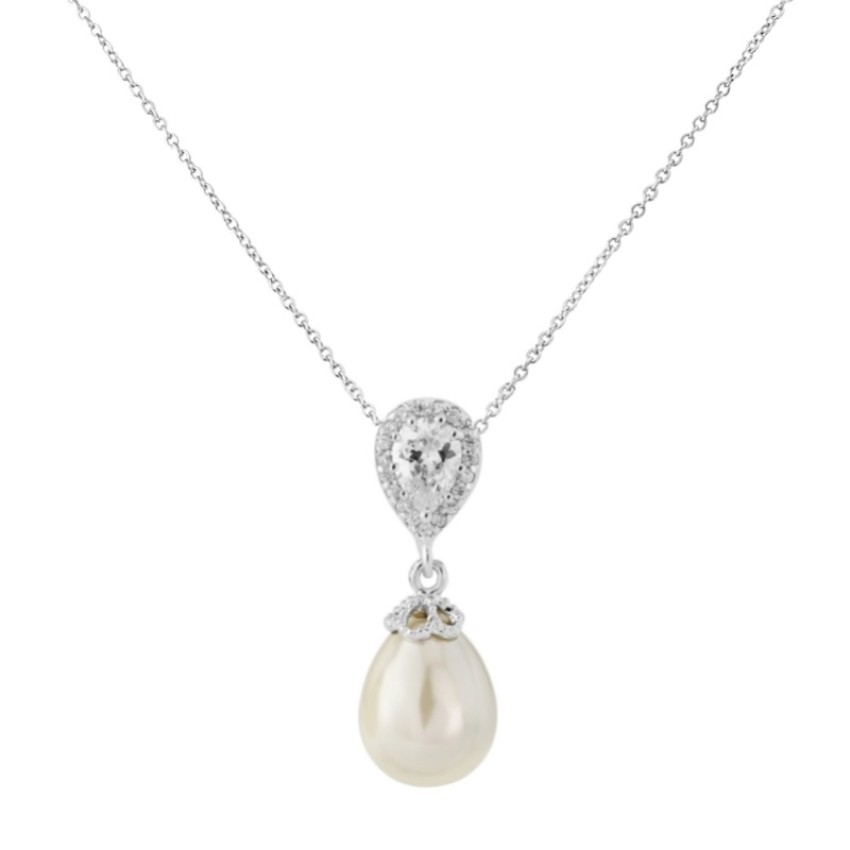 Photograph: Paloma Teardrop Pearl Pendant Necklace