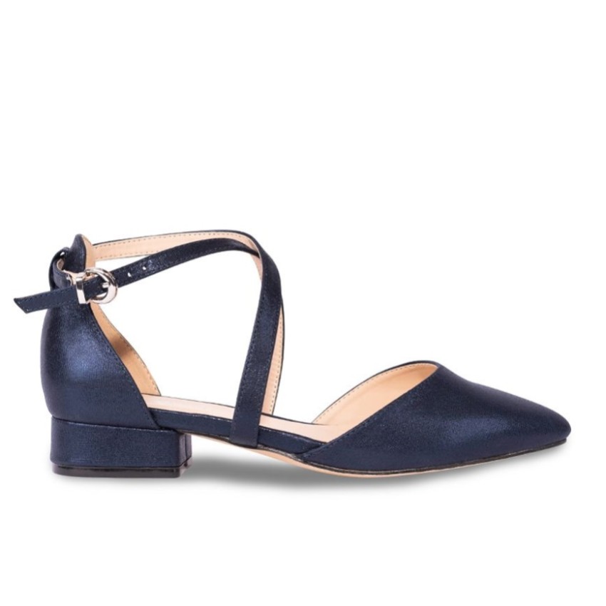 Photograph: Paradox London Irene Navy Navy Cross Strap Low Block Heels (talons aiguilles)