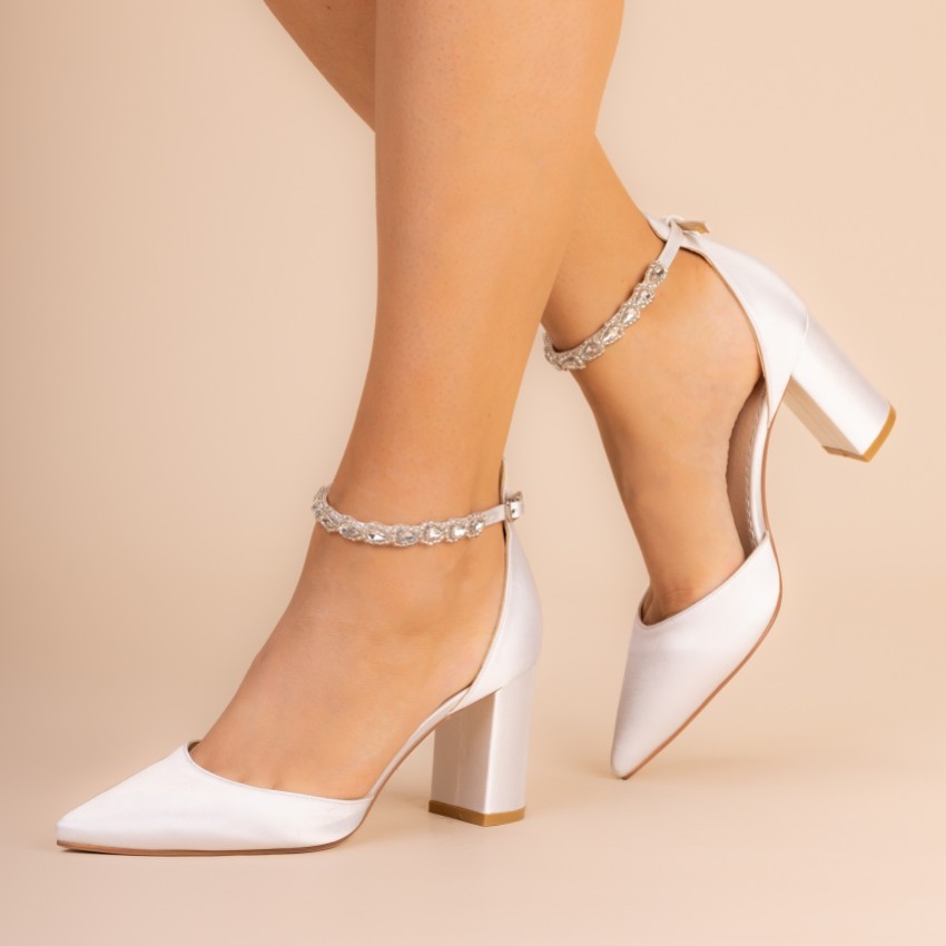 Photograph: Perfect Bridal Detachable Teardrop Crystal Ankle Straps