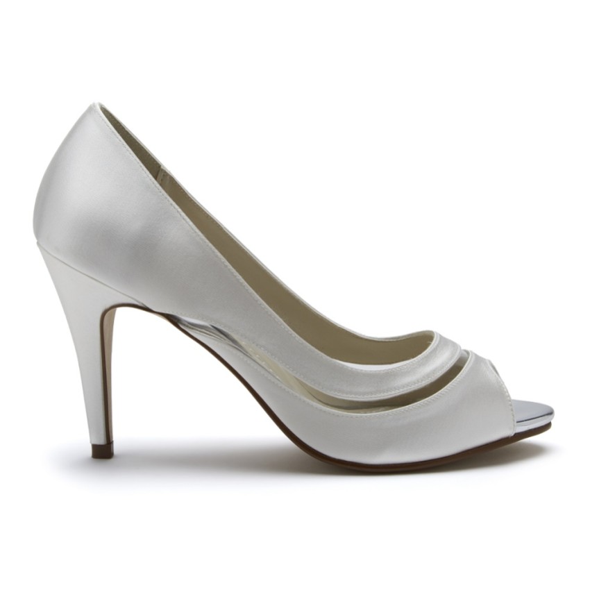 Photograph: Rainbow Club Eloisa Peep Toes en satin et PVC ivoire teintable