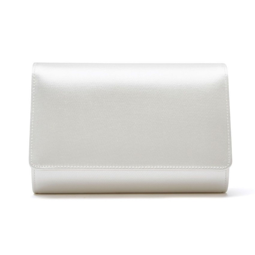 Photograph: Rainbow Club Pochette de mariage en satin ivoire teintable Dafnee