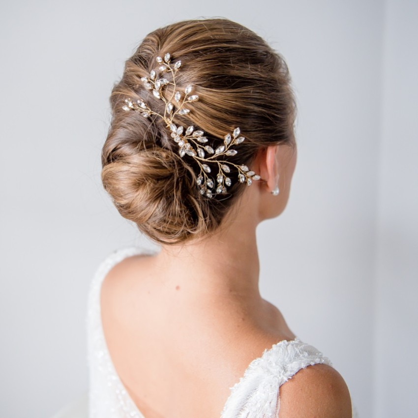 Photograph: Rhea Gold Crystal Spray Wedding Hair Comb