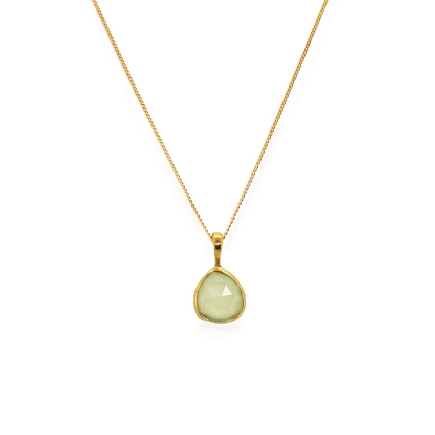 Photograph: Sarah Alexander Pendentif or Prehnite citronnelle