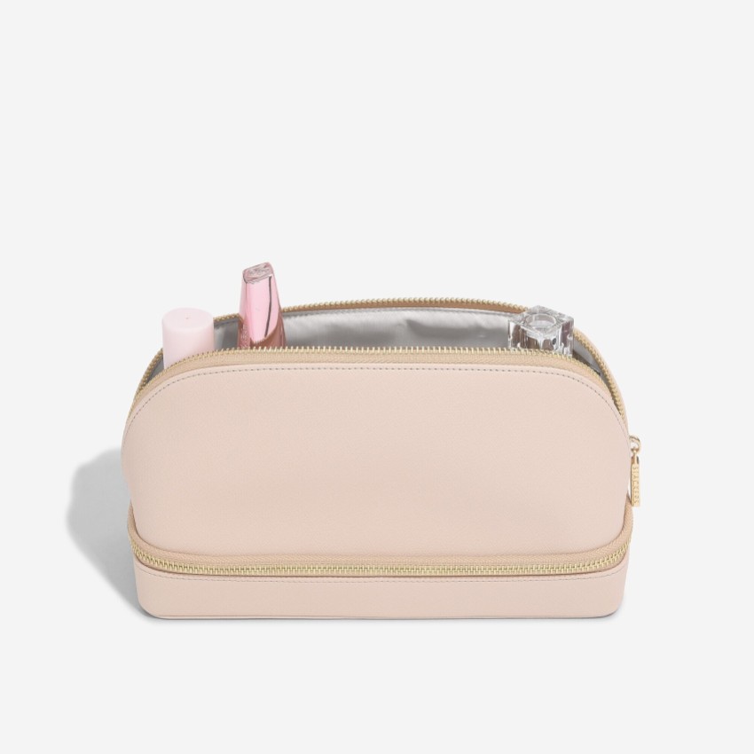 Photograph: Stackers Blush Cosmetic and Jewelry Bag